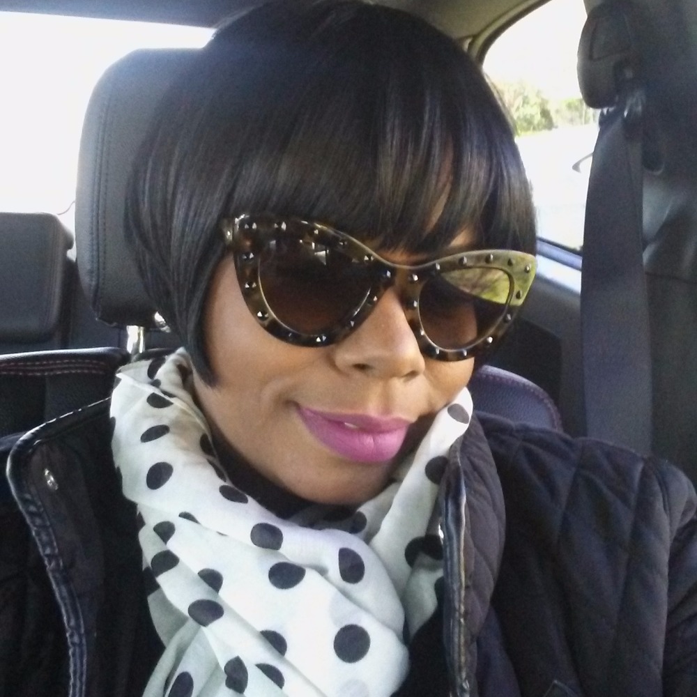 Meet your Posher, Derrikka